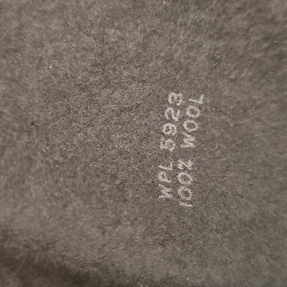 Betmar Vintage Charcoal Fedora with Chocolate Band - Picture 5 of 7